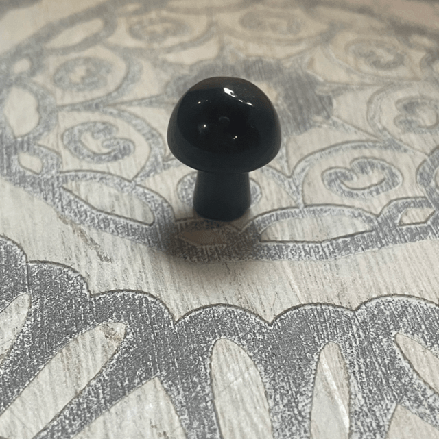 Mini Toadstool - Black Obsidian