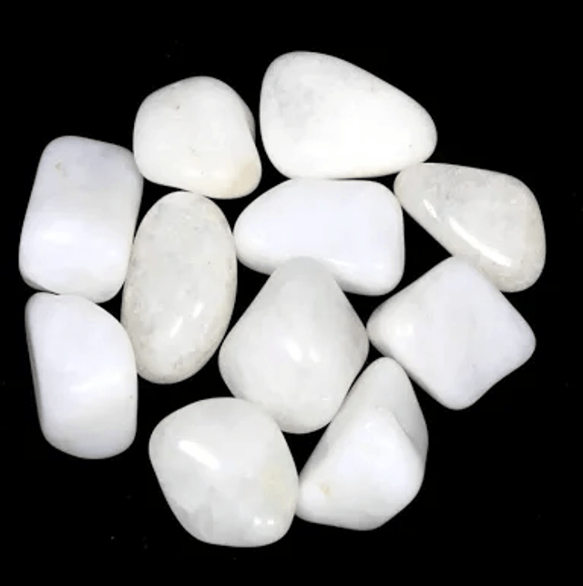 Snow Quartz Tumblestone