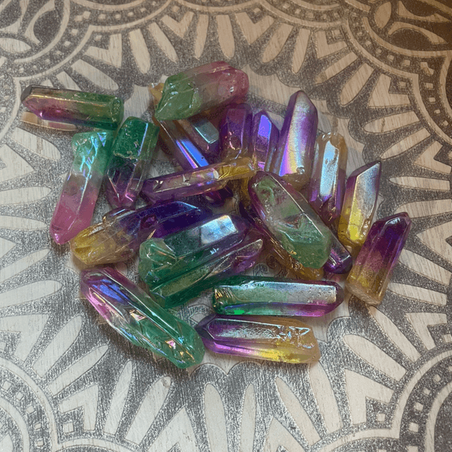 Aura Quartz Points - Green/Pink