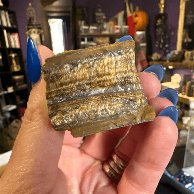 Tiger eye £5 chunk