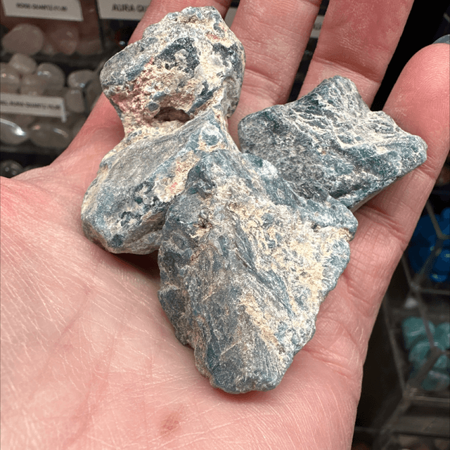 Raw Apatite 